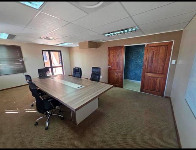 BUSINESS PROPERTY TO RENT IN TYGER VALLEY